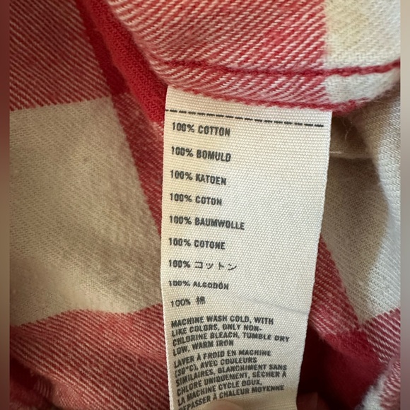 Abercrombie & Fitch Red and White Plaid Flannel Shirt - Picture 6 of 6